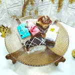 شیرینی-خوری-پیکسل